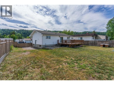 1092 LIMESTONE Crescent | Prince George British Columbia | Slide Image Twenty