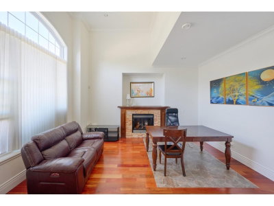 13978 23A Avenue | Surrey British Columbia | Slide Image Thirteen