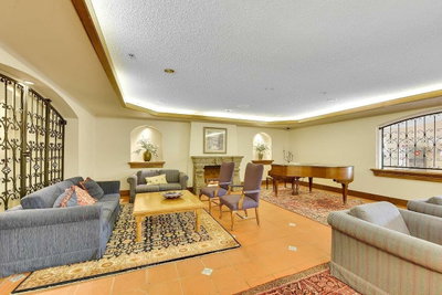 15111 RUSSELL Avenue | White Rock British Columbia | Slide Image Thirty-seven