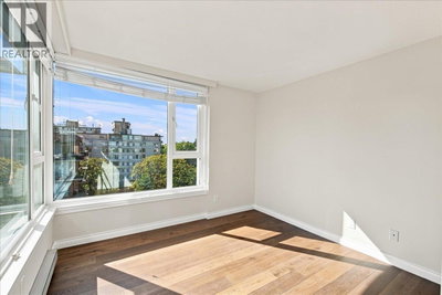 5425 YEW Street | Vancouver British Columbia | Slide Image Twenty-nine