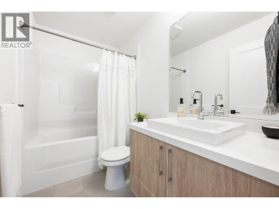 25097 112 Avenue | Maple Ridge British Columbia | Slide Image Twenty-two