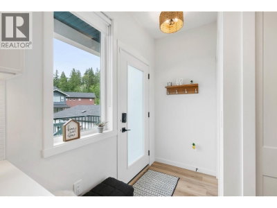 25097 112 Avenue | Maple Ridge British Columbia | Slide Image Six