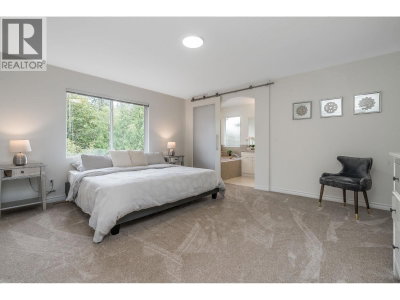 24128 HILL Avenue | Maple Ridge British Columbia | Slide Image Seventeen