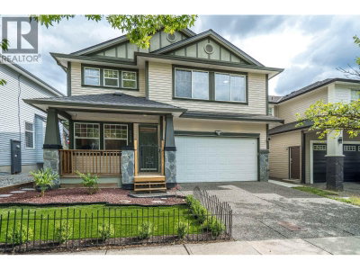 24128 HILL Avenue | Maple Ridge British Columbia | Slide Image Two