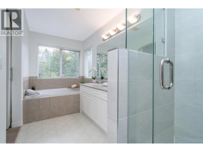 24128 HILL Avenue | Maple Ridge British Columbia | Slide Image Twenty