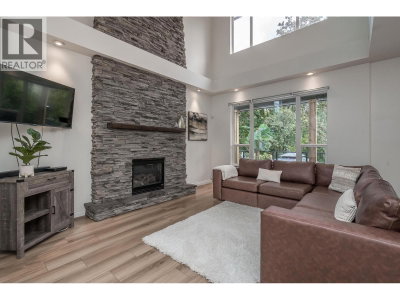 24128 HILL Avenue | Maple Ridge British Columbia | Slide Image Eight