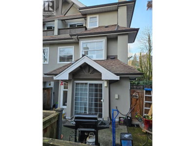 7175 17TH Avenue | Burnaby British Columbia | Slide Image Two
