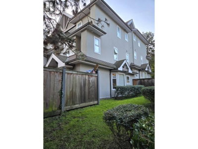 7175 17TH Avenue | Burnaby British Columbia | Slide Image Three