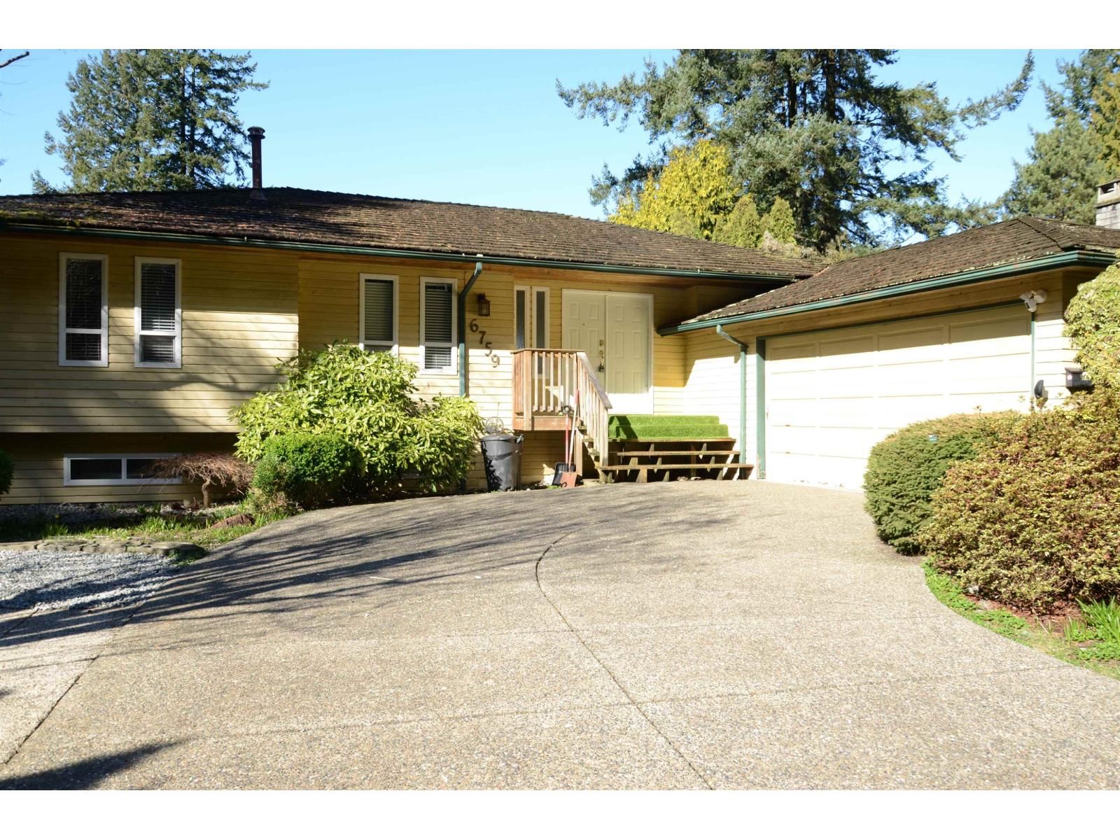 6759 CARNCROSS Crescent, Delta, British Columbia V4E 1L6