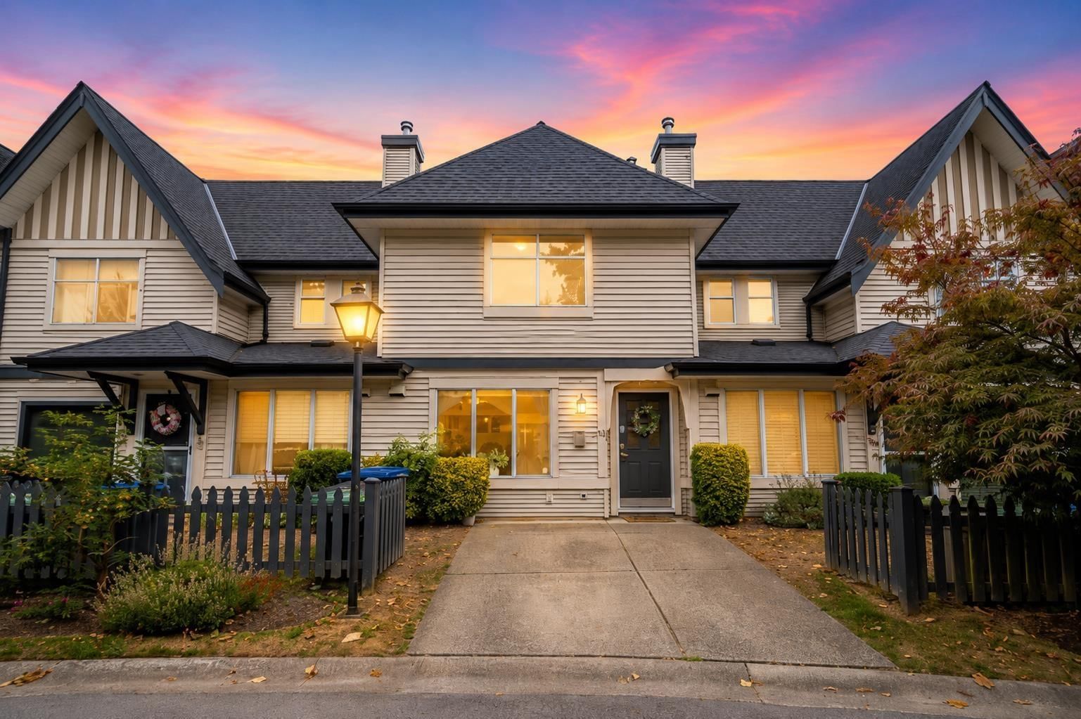 18883 65 Avenue, Surrey, British Columbia V3S 8Y2