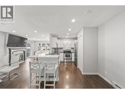 301 MAUDE Road | Port Moody British Columbia | Slide Image Six