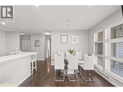 301 MAUDE Road | Port Moody British Columbia | Slide Image Eight