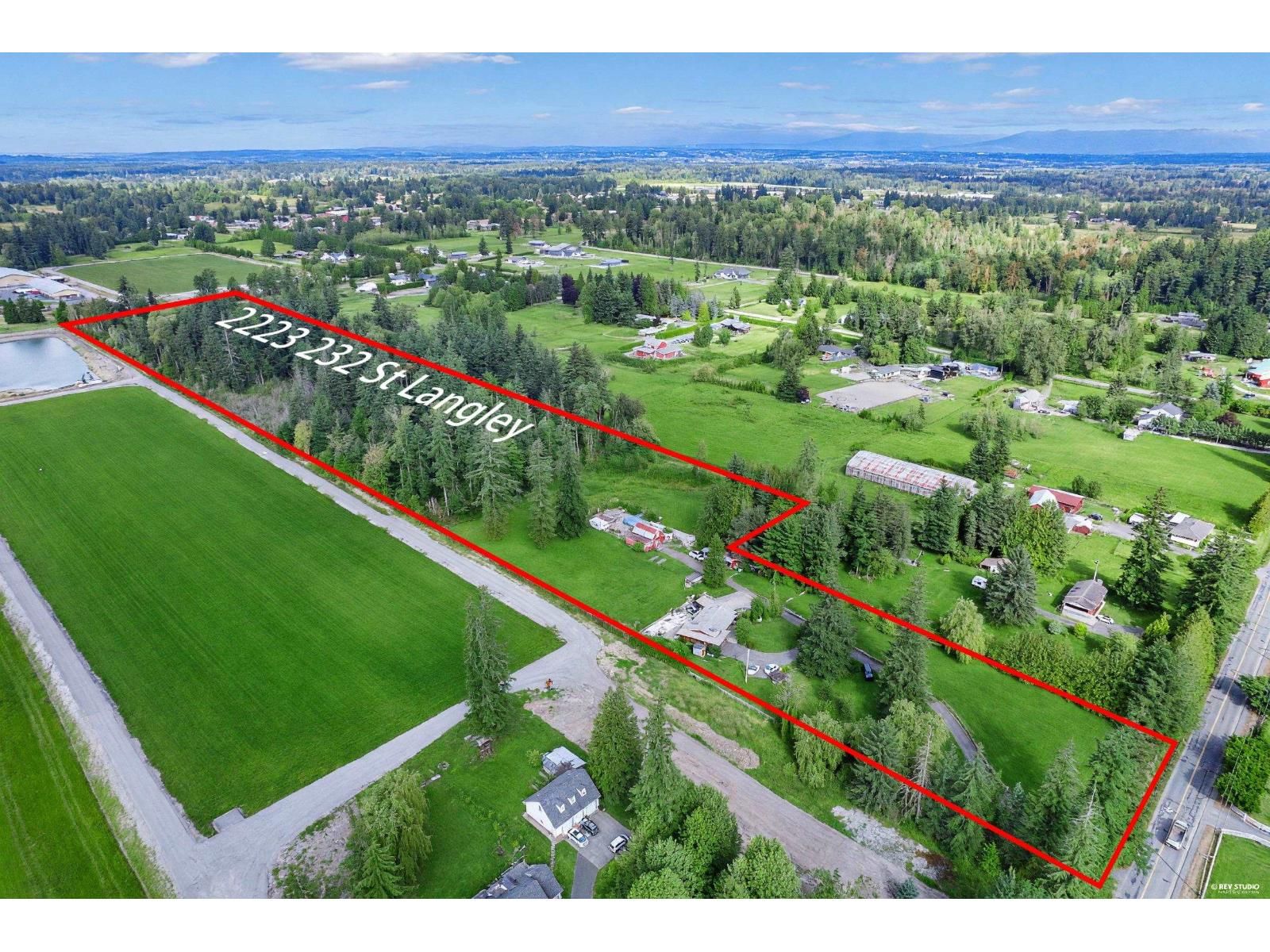 2223 232 Street, Langley, British Columbia V2Z 2Z9