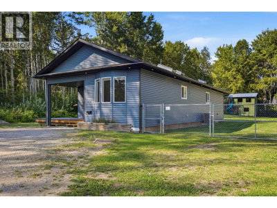 2102 QUARTZ Road | Quesnel British Columbia | Slide Image Three