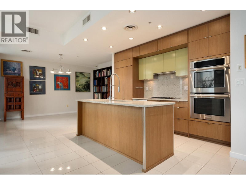 1205 HOWE Street Vancouver British Columbia, V6Z 0B2 - 2 Bedrooms Condo For Sale