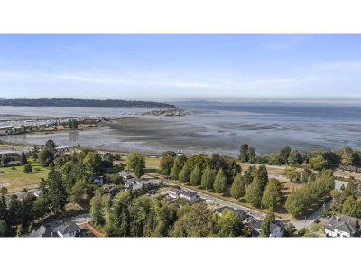 120 169A Street | Surrey British Columbia | Slide Image Forty