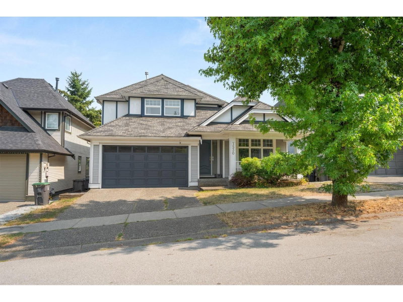 7530 146 Street Surrey British Columbia, V3S 8T9 - 6 Bedrooms Home For Sale