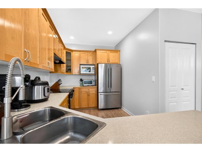 14848 56A Avenue | Surrey British Columbia | Slide Image Fifteen