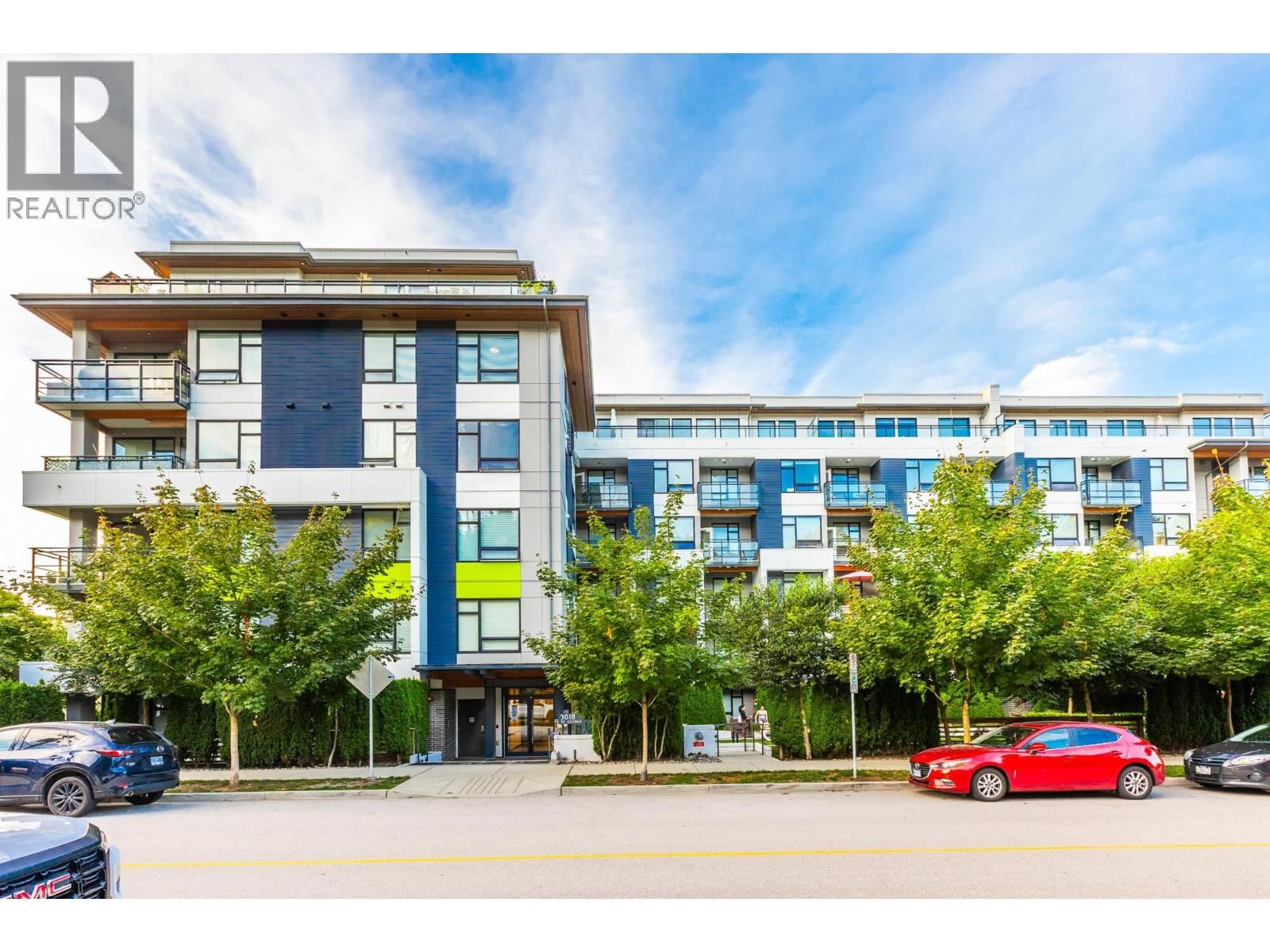 3018 ST. GEORGE Street, Port Moody, British Columbia V3H 0L4