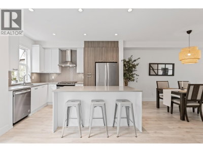 24076 112 Avenue | Maple Ridge British Columbia | Slide Image One