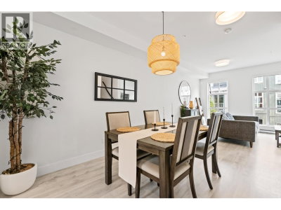 24076 112 Avenue | Maple Ridge British Columbia | Slide Image Sixteen