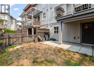 24076 112 Avenue | Maple Ridge British Columbia | Slide Image Thirty-five