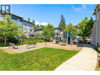 24076 112 Avenue | Maple Ridge British Columbia | Slide Image Forty