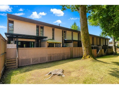 13795 102 Avenue | Surrey British Columbia | Slide Image Nine