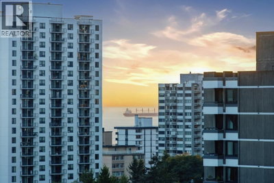 1408 ROBSON Street | Vancouver British Columbia | Slide Image Nine