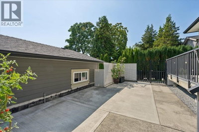 910 DELESTRE Avenue | Coquitlam British Columbia | Slide Image Twenty-six