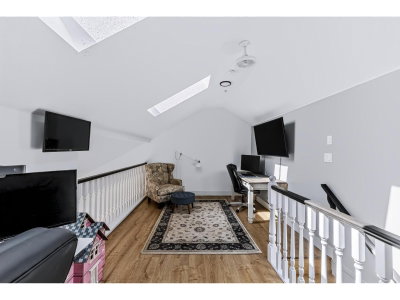 2068 WINFIELD Drive | Abbotsford British Columbia | Slide Image Seventeen
