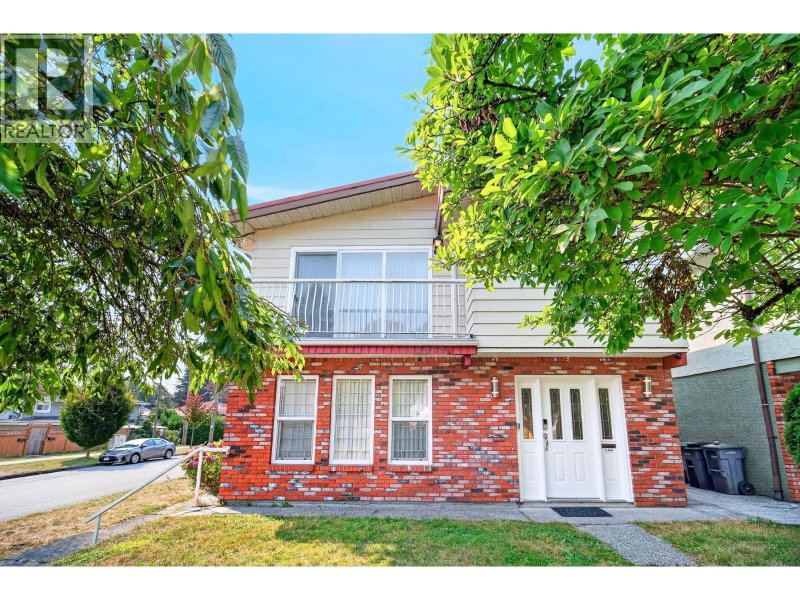 3060 EUCLID Avenue Vancouver British Columbia, V5R 5E2 - 5 Bedrooms Home For Sale