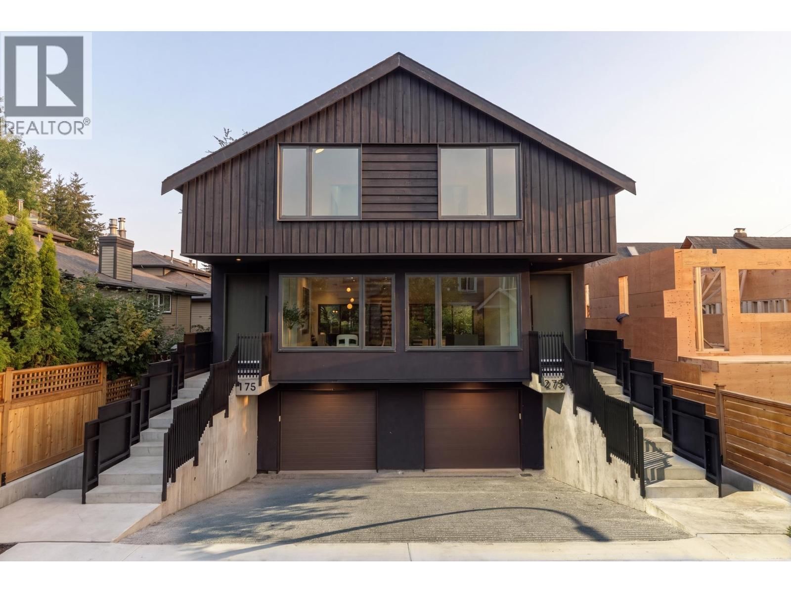 75 23RD Avenue, Vancouver, British Columbia V5V 1W8