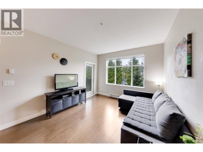 963 CHARLAND Avenue | Coquitlam British Columbia | Slide Image Four