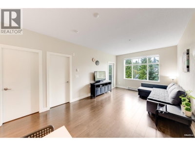 963 CHARLAND Avenue | Coquitlam British Columbia | Slide Image Six