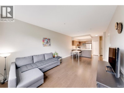 963 CHARLAND Avenue | Coquitlam British Columbia | Slide Image Eight