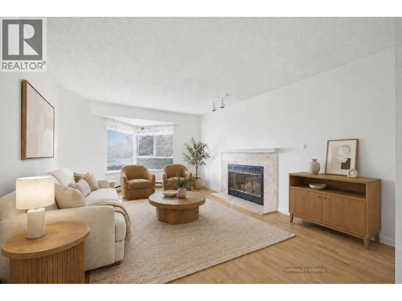 1215 LANSDOWNE Drive Coquitlam British Columbia, V3E 2P2 - 3 Bedrooms Condo For Sale