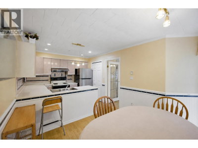 1215 LANSDOWNE Drive | Coquitlam British Columbia | Slide Image Sixteen