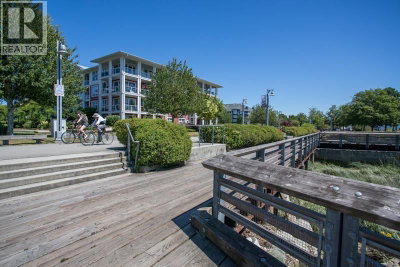 4600 WESTWATER Drive | Richmond British Columbia | Slide Image Thirty