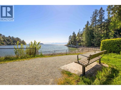 6912 MARINE Drive | West Vancouver British Columbia | Slide Image Eight