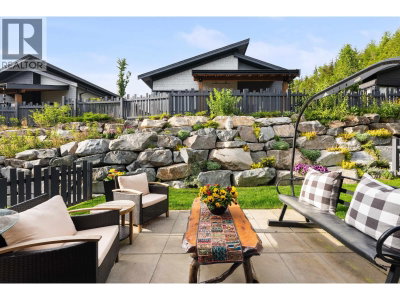 41204 HIGHLINE Place | Squamish British Columbia | Slide Image Thirteen