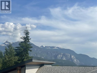 41204 HIGHLINE Place | Squamish British Columbia | Slide Image Twenty-one