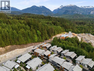41204 HIGHLINE Place | Squamish British Columbia | Slide Image Thirty-seven