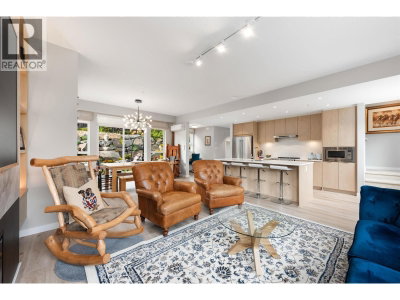 41204 HIGHLINE Place | Squamish British Columbia | Slide Image Six