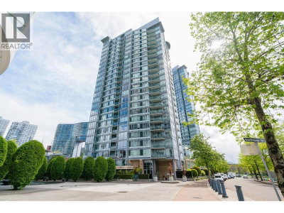 1067 MARINASIDE Crescent | Vancouver British Columbia | Slide Image Three