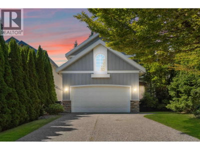1722 PADDOCK Drive | Coquitlam British Columbia | Slide Image Forty