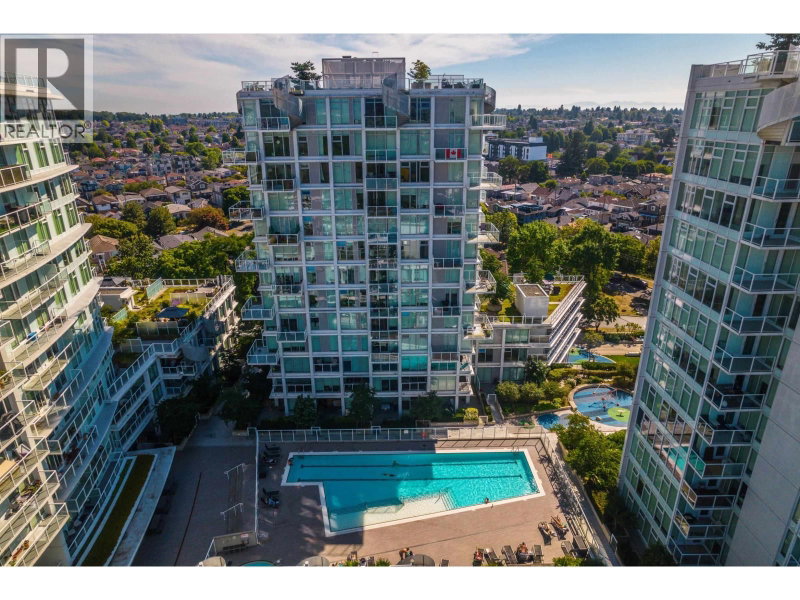 2221 30TH Avenue Vancouver British Columbia, V5N 0G6 - 1 Bedroom Condo For Sale