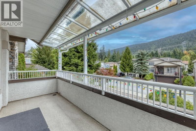 2015 PARKWAY Boulevard | Coquitlam British Columbia | Slide Image Fifteen