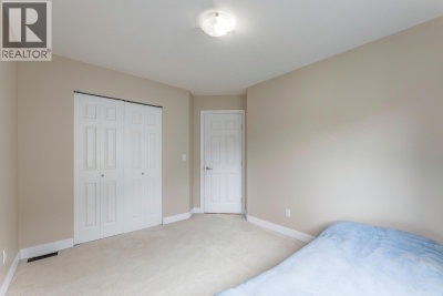 2015 PARKWAY Boulevard | Coquitlam British Columbia | Slide Image Twenty-seven