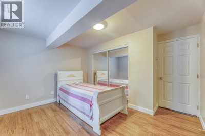 2015 PARKWAY Boulevard | Coquitlam British Columbia | Slide Image Thirty-two